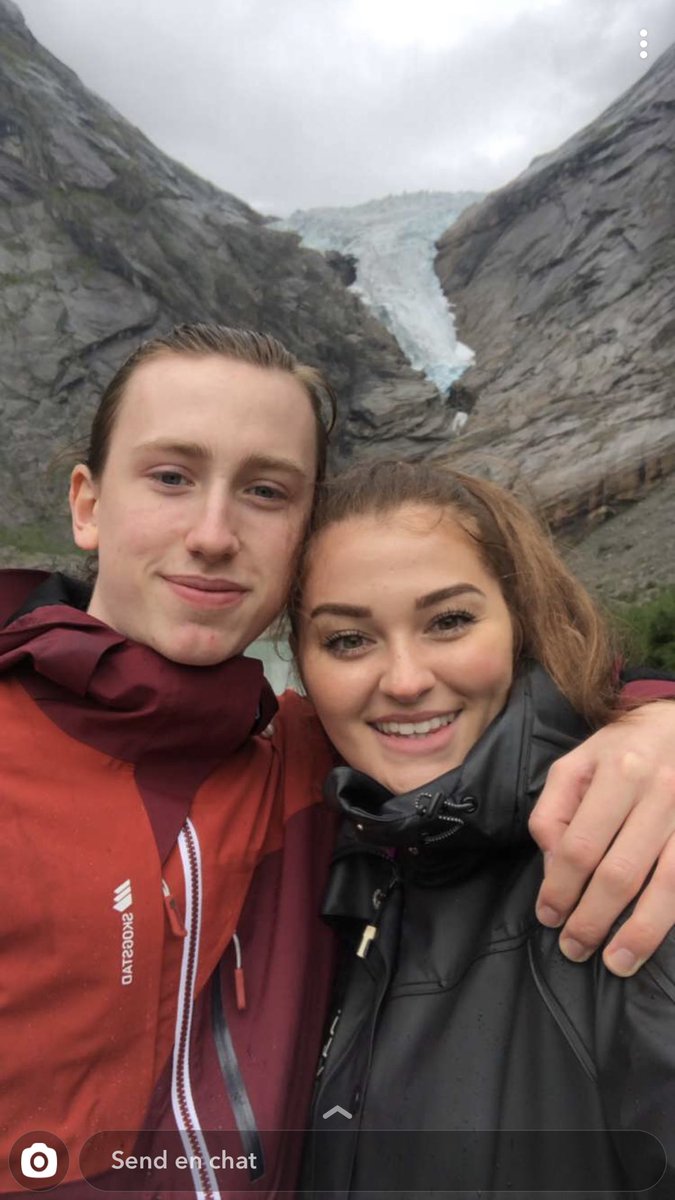 perrizofficial's tweet photo. Really nice mountain hike today! Not the best weather but the trip was amazing! #briksdalsbreen #Norway #glacier https://t.co/e14iXjETvo