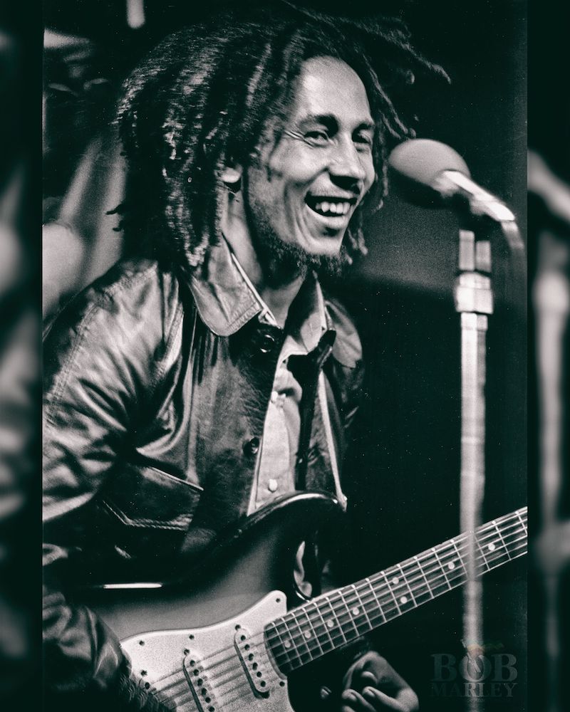 'I'm happy inside, all—all of the time.' #SatisyMySoul #bobmarley75⠀⁣⁣
⠀⁣⁣
📷 #AdrianBoot⁣
© Fifty-Six Hope Road Music Ltd.