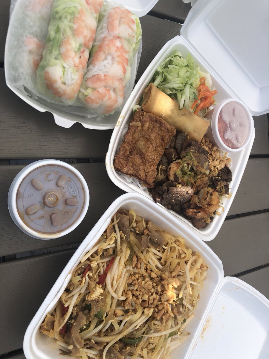 @lindork alfresco lunch for 2 (with possible leftovers for supper) from Thien An #YEG #LindorkFest #AdoptaShopYEG #yegfood #delish thienan.ca