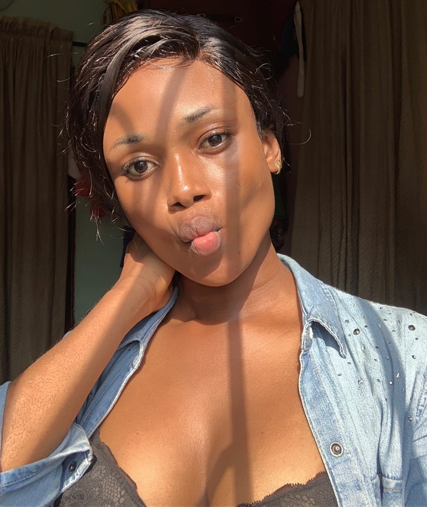 Auntyadaa's tweet photo. Because you asked nicely, take 3🥰 https://t.co/6FvnZ5Aw9w