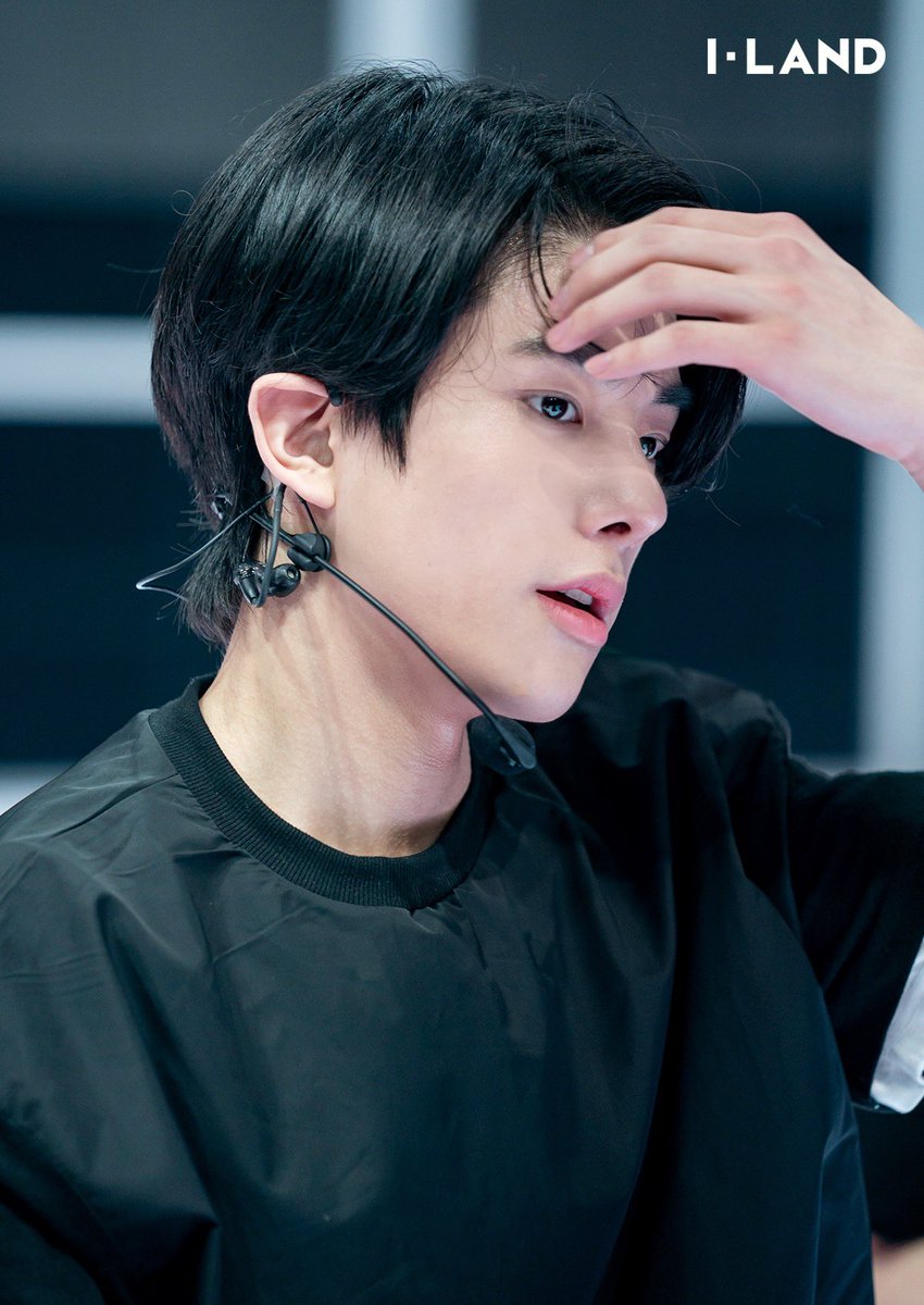 EHYPEN_JAKE's tweet image. [#JAKE] GROUND의 평가 😊☁️

#제이크 #ILAND_JAKE