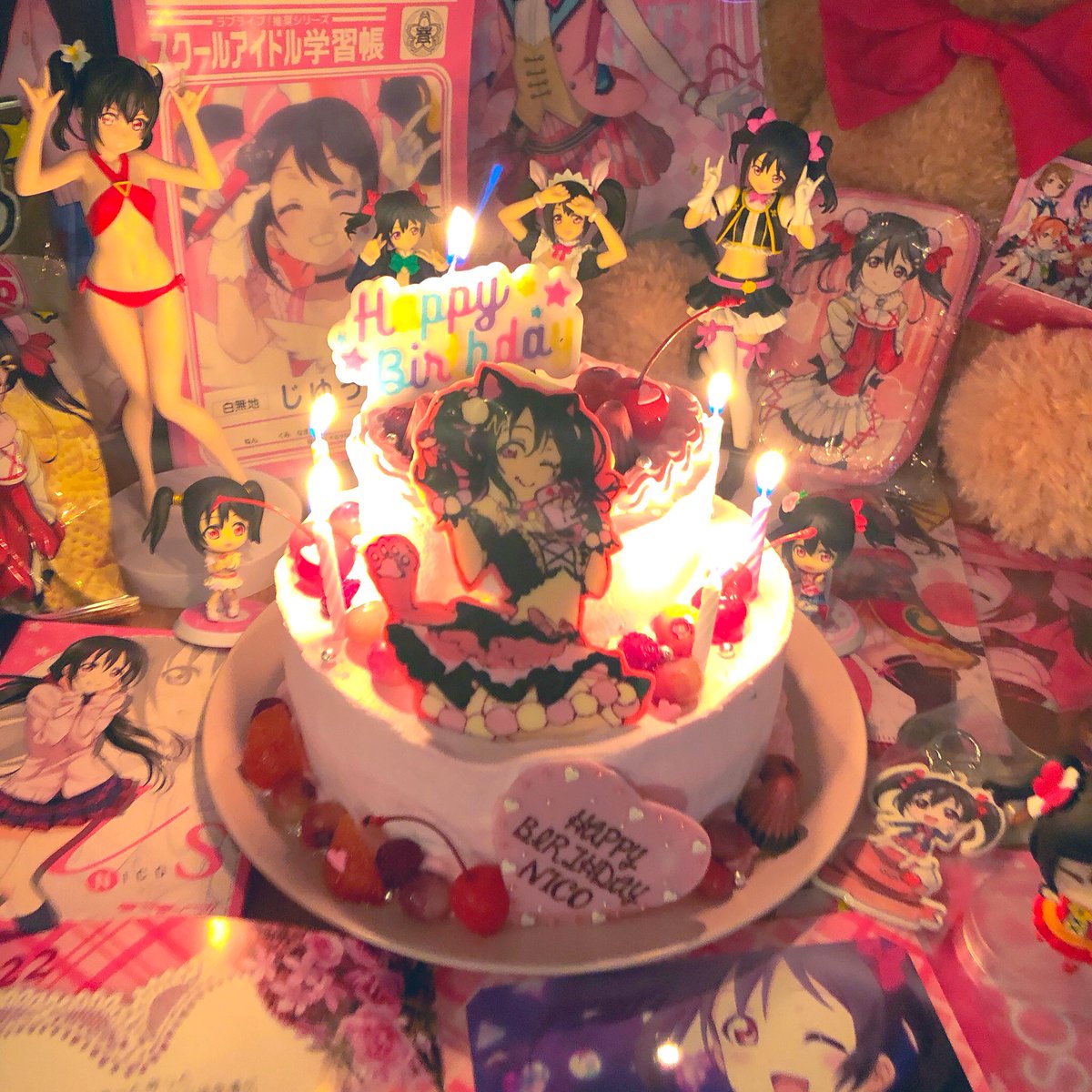 uma0505's tweet photo. ひぃっ！
やっと出来た…！
改めてにこちゃんお誕生日おめでとう〜💕💗🎀🎀💗💕

#矢澤にこ誕生祭2020 
#矢澤にこ生誕祭2020 https://t.co/T11c9KOahT