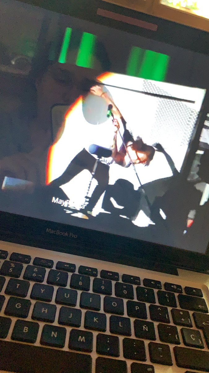 chileliampayne's tweet photo. JUSTOOOOO
#10YearsOfOneDirection #1DecadeProject #10YearsOf1D #1DConcertOnlineStayAtHome https://t.co/lwLyd8uwHH