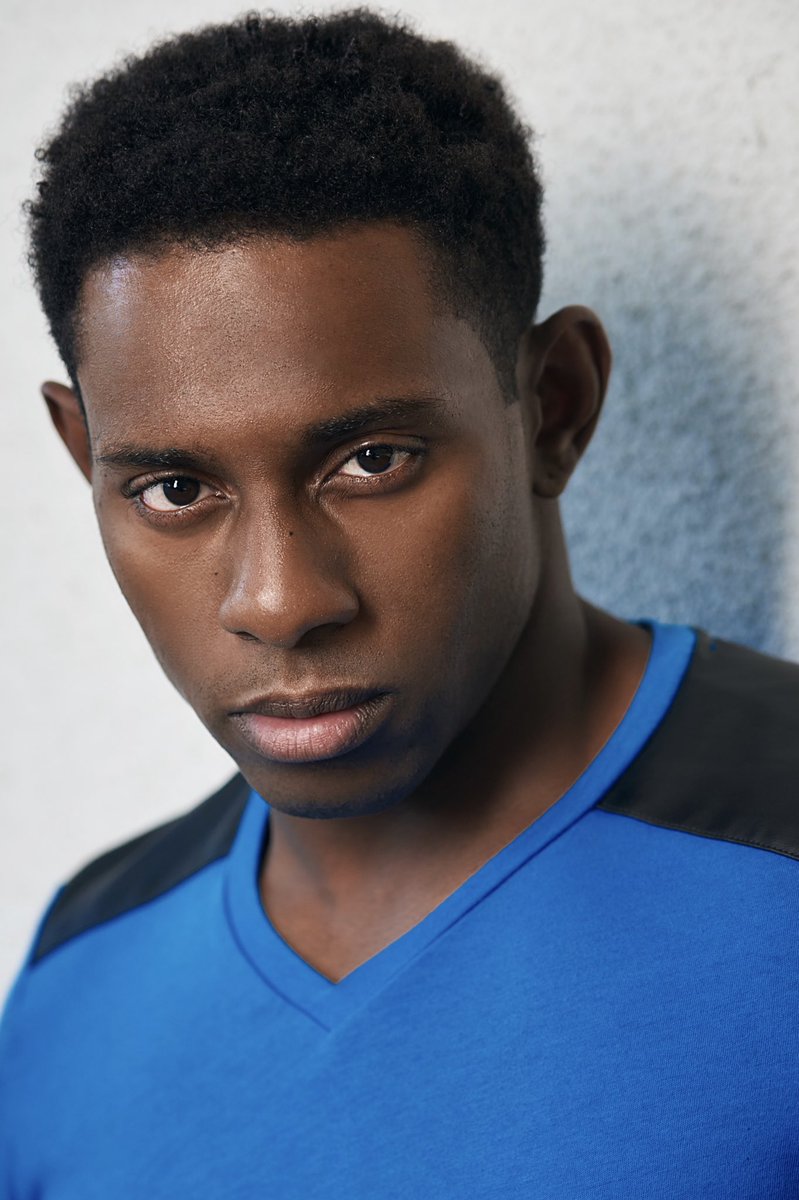 SmartHeadshots's tweet photo. I’m still shooting headshots for actors and business! Book your session today: https://t.co/txyC0od2Xj 😊 #actorslife #headshots https://t.co/olbF8WCqnR