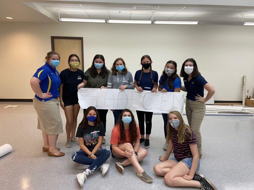 aaecemffa's tweet photo. Its been a while since we have been on Twitter! We miss you guys! @arizonaffa #aaec #aaecem #arizonaffa https://t.co/QPjI5sOJAv