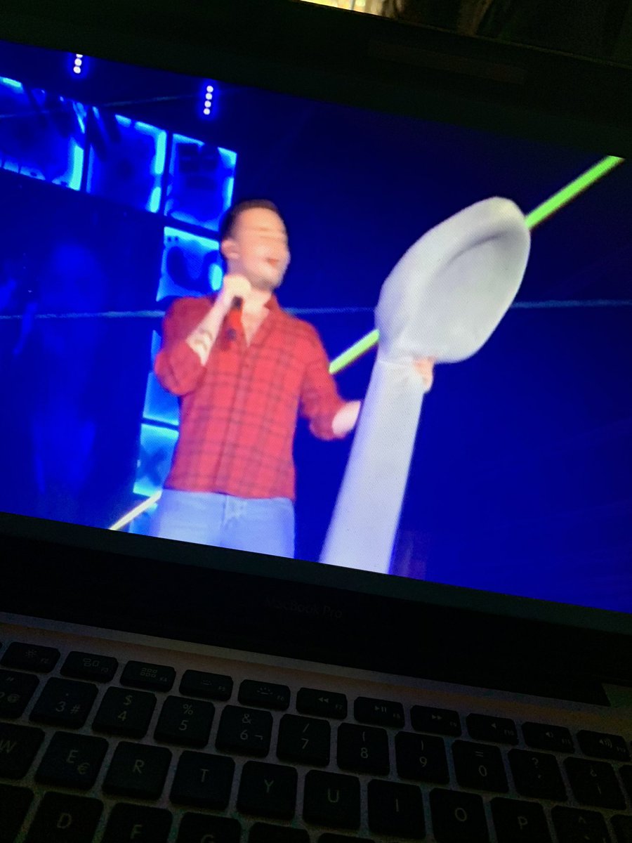 chileliampayne's tweet photo. Liam con cuchara 😱😻 jajaja
#10YearsOfOneDirection #1DecadeProject #10YearsOf1D #1DConcertOnlineStayAtHome https://t.co/QGh9q6Z9uN