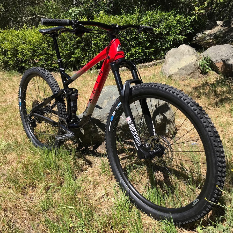 mtbdatabase's tweet photo. Love this rig from @madscience710
#mtbdatabase #bike #bikes #mtb #mtbs #mtbikes #mountainbikes #mountainbike #mtblife #mountainbikelife #cycling #cycles #dh #downhill #downhillmountainbiking #downhillbikes #enduro #endurobikes #trail #trailbike https://t.co/uXUblViPsF