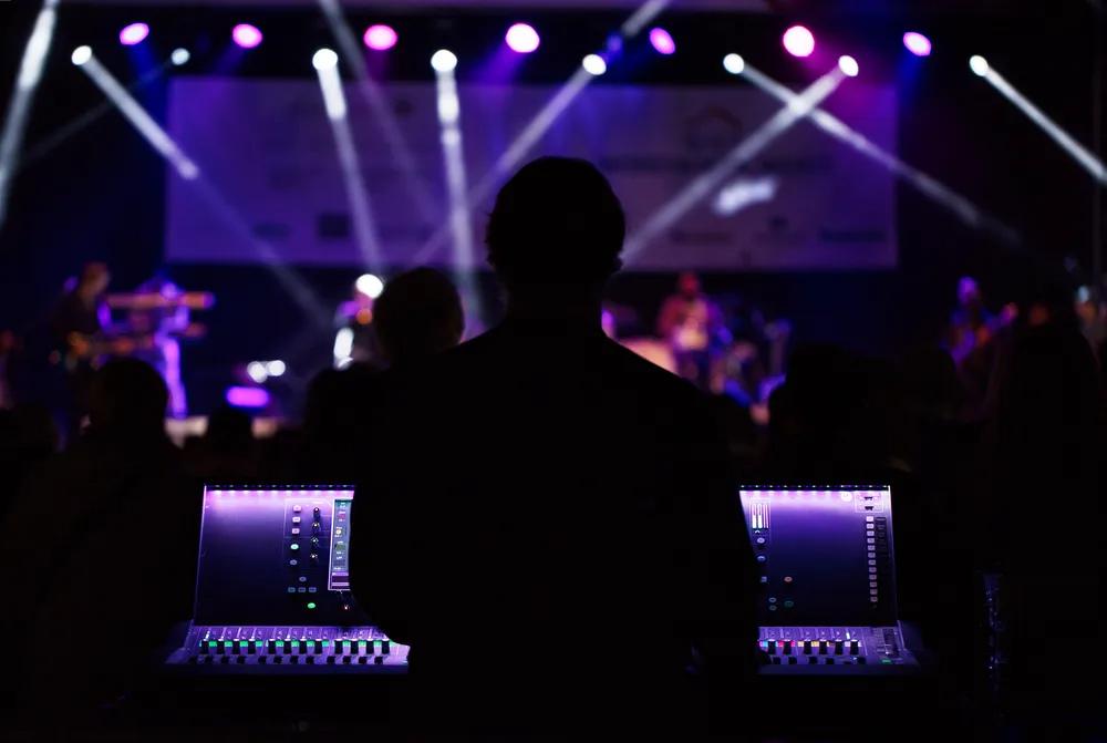 SfProductions01's tweet photo. When your event looks good, our products and services look good. So, we recommend, even request, that you call us today!

#Events #SurefireProductions https://t.co/VavBSwYVtV