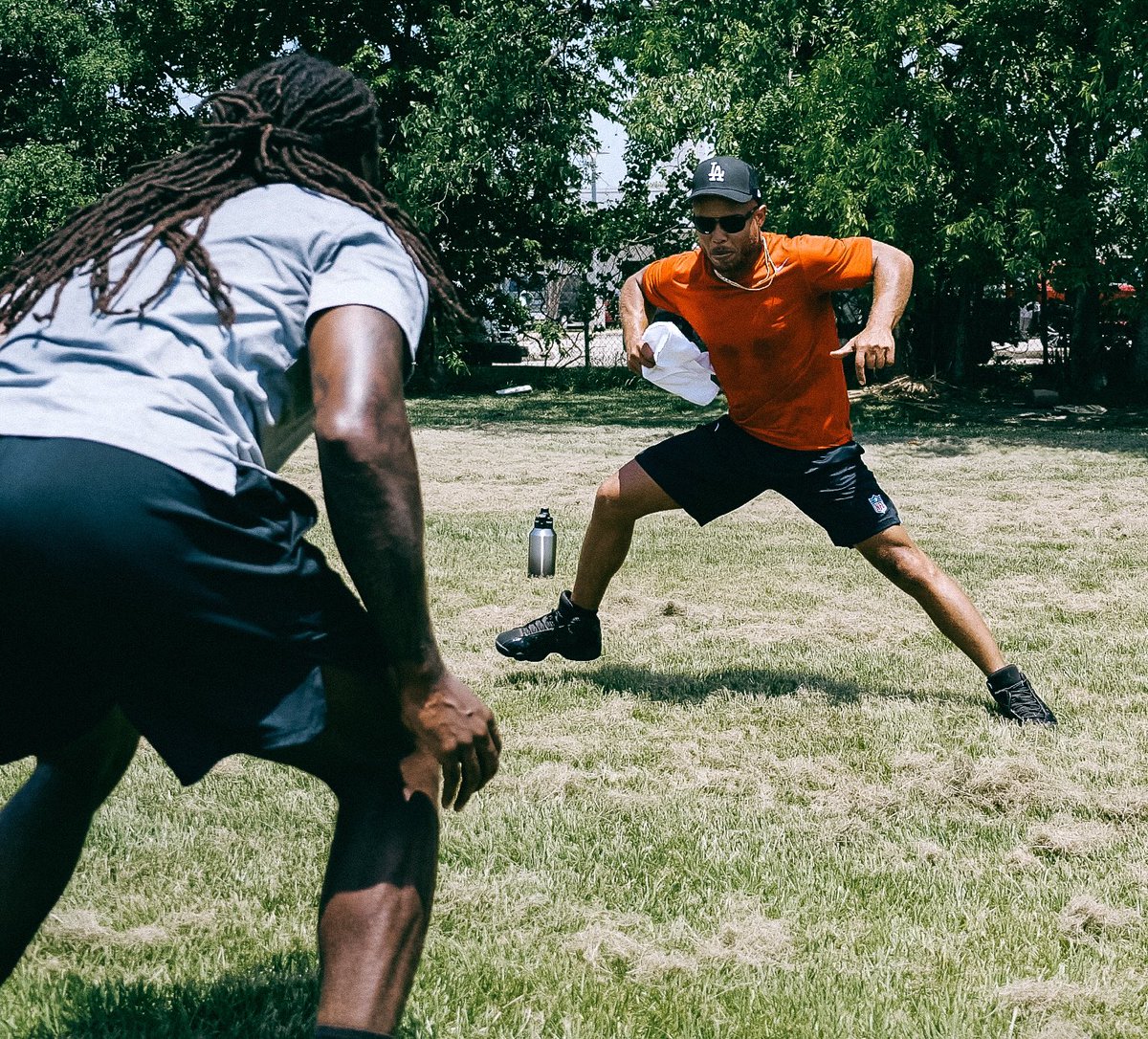 1stevewhitehead's tweet photo. Just work! W/ @clownejd https://t.co/h5Uiz4dTNB