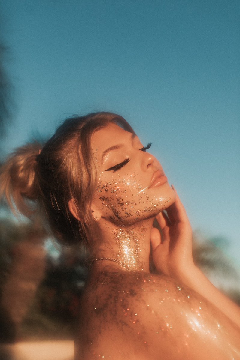 iamlorengray's tweet image. ☁️ stream alone ☁️