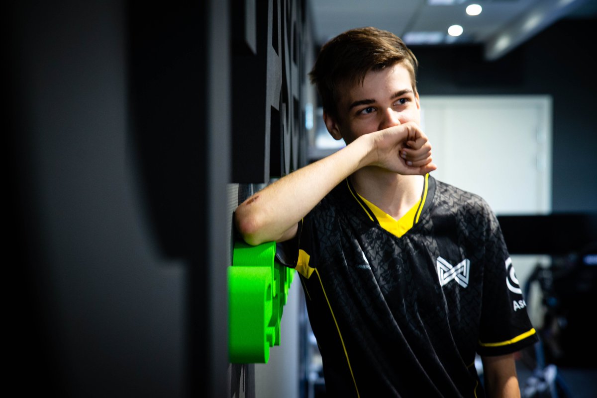 Asetek's tweet image. Game night at Asetek e-Sports Academy. Hoping for a win. The guys have definitely earned it! Currently 1-1 and last game has just begun! @ABSOLVEDGG