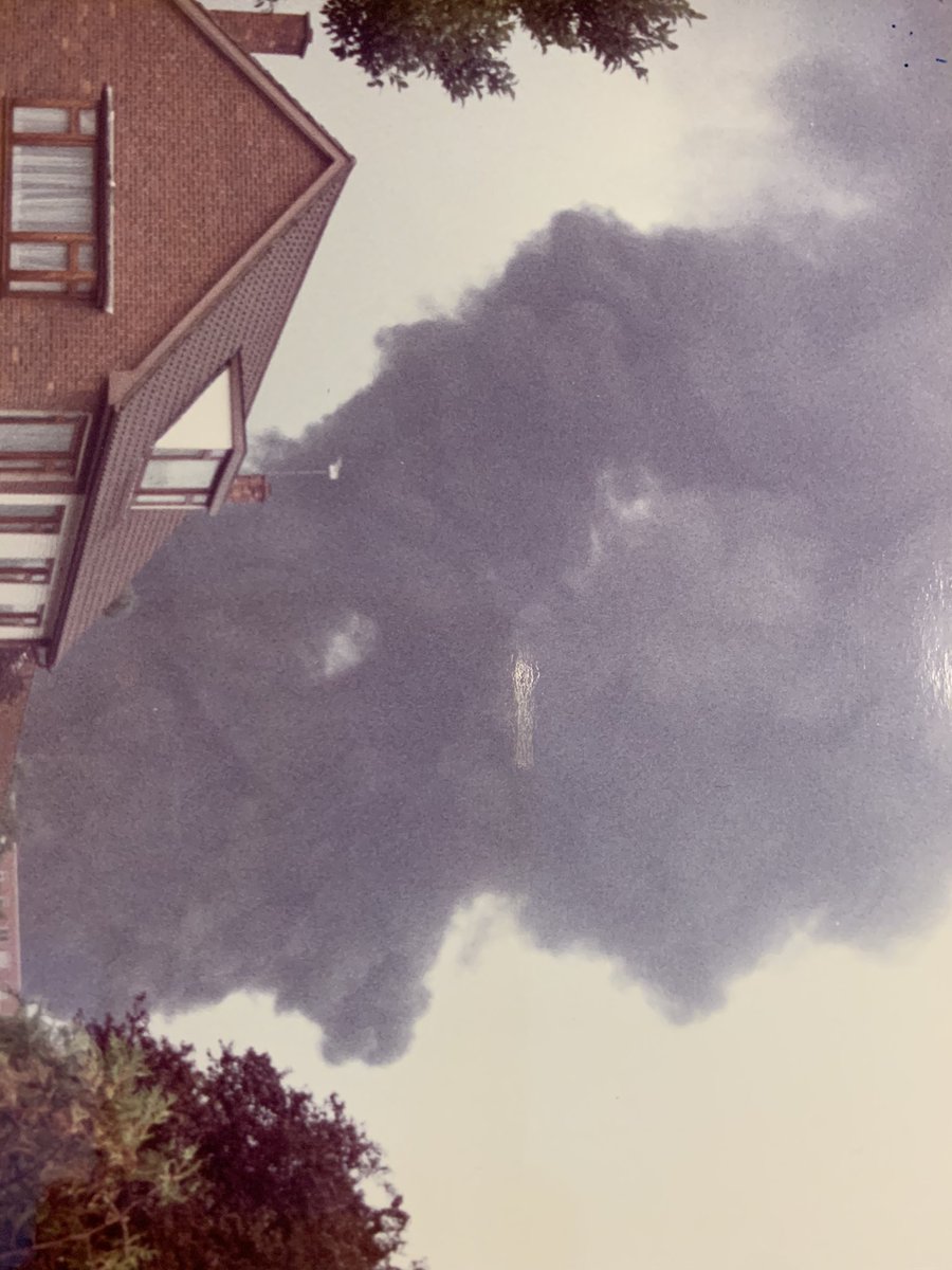JLJTweet's tweet photo. @JoeMeekSociety @time_nw This is a picture of it from 1984. Amazing I knew where to find it. But I won’t find my keys or wallet later today 🤪 https://t.co/LvkuTm6mLM