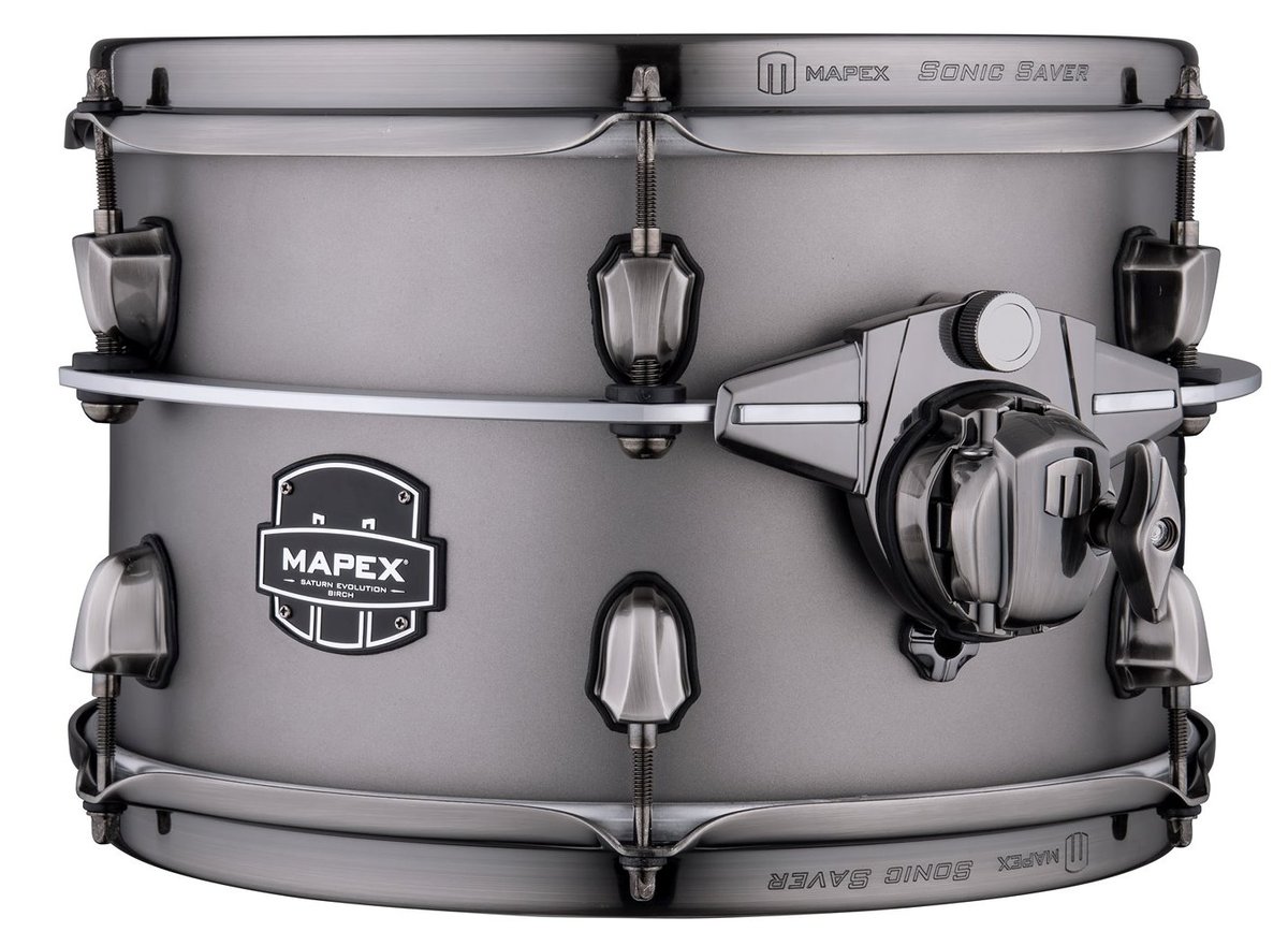 bateraclube1's tweet photo. Uma das bateras que a gente mais ficou com vontade de tocar e ouvir o som na #NammShow2020 em janeiro foi esta belezura aqui, a nova Mapex Saturn Evolution Birch😲🤩, agora literalmente com os anéis de Saturno como sistema flutuante do tambor, um espetáculo! 👌 https://t.co/EgYcBUf3dh