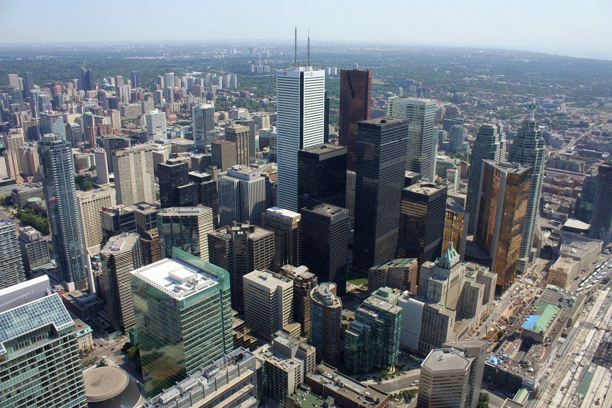 Open_TO's tweet photo. See Toronto’s condominium development trends since 2002 including units built and proposed through development applications https://t.co/28kNgJHnjM #newdataalert #opendata https://t.co/iKYlHn0PuC