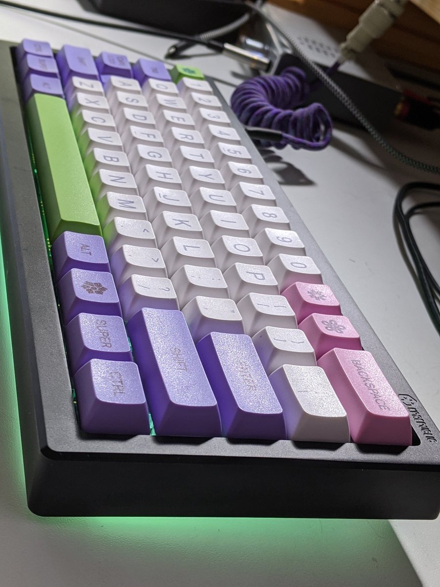 stebbebu's tweet photo. XDA Hana + DZ60 + Outemu Silent Sky + Xiudi60 Case #mechanicalkeyboard #dz60 https://t.co/rvZhnWtgYp