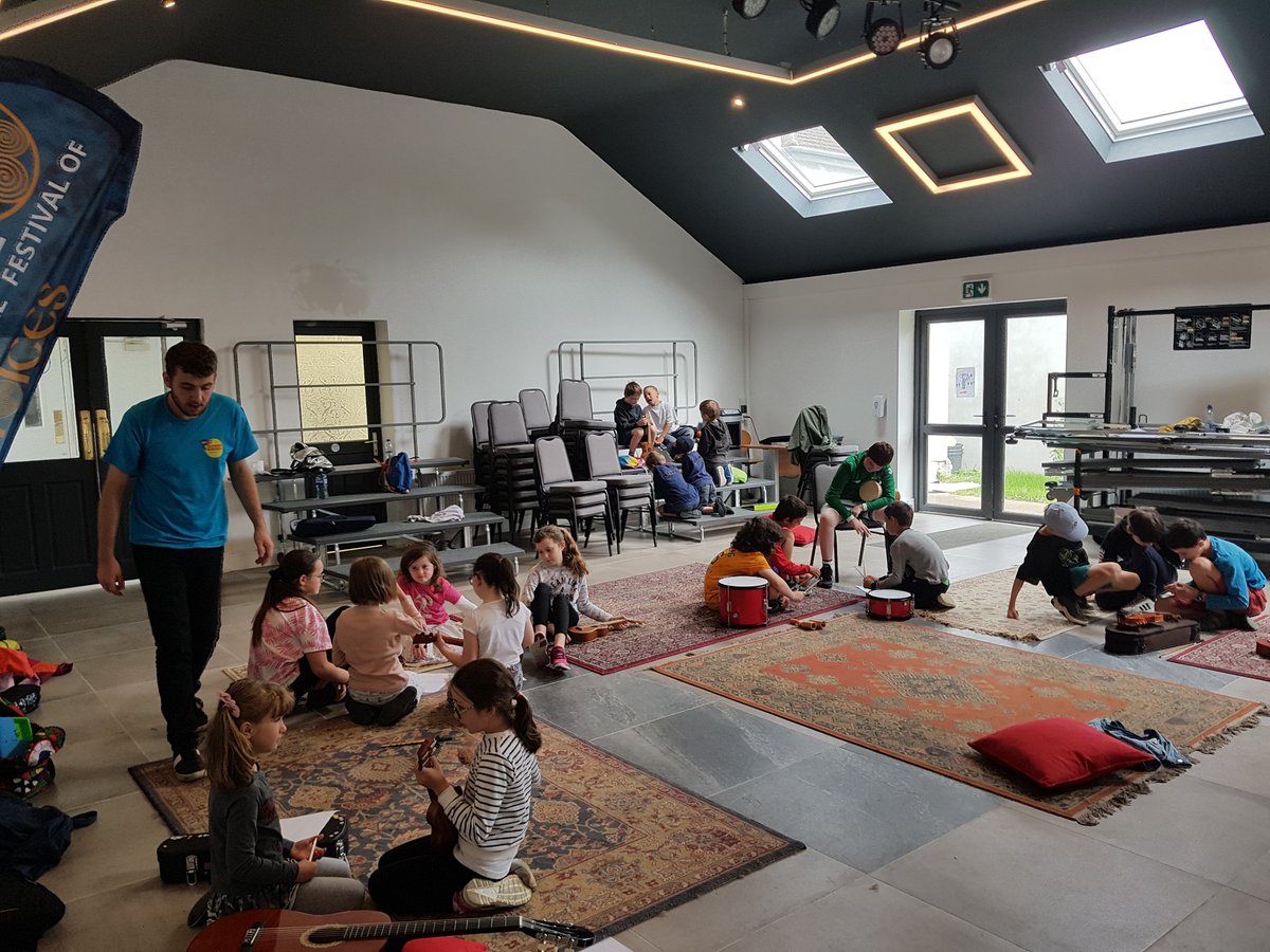 IIMusicSong's tweet photo. Sounds Good Summer Camp is off to a fantastic start in #Balbriggan at our new campus. The kids are learning ukulele, practising percussion, gaining perfomance experience, writing new songs and making lots of friends! #music #musiccamp #SummerCamp #Dublin #kids #kidsactivities https://t.co/5avZJmPXG9
