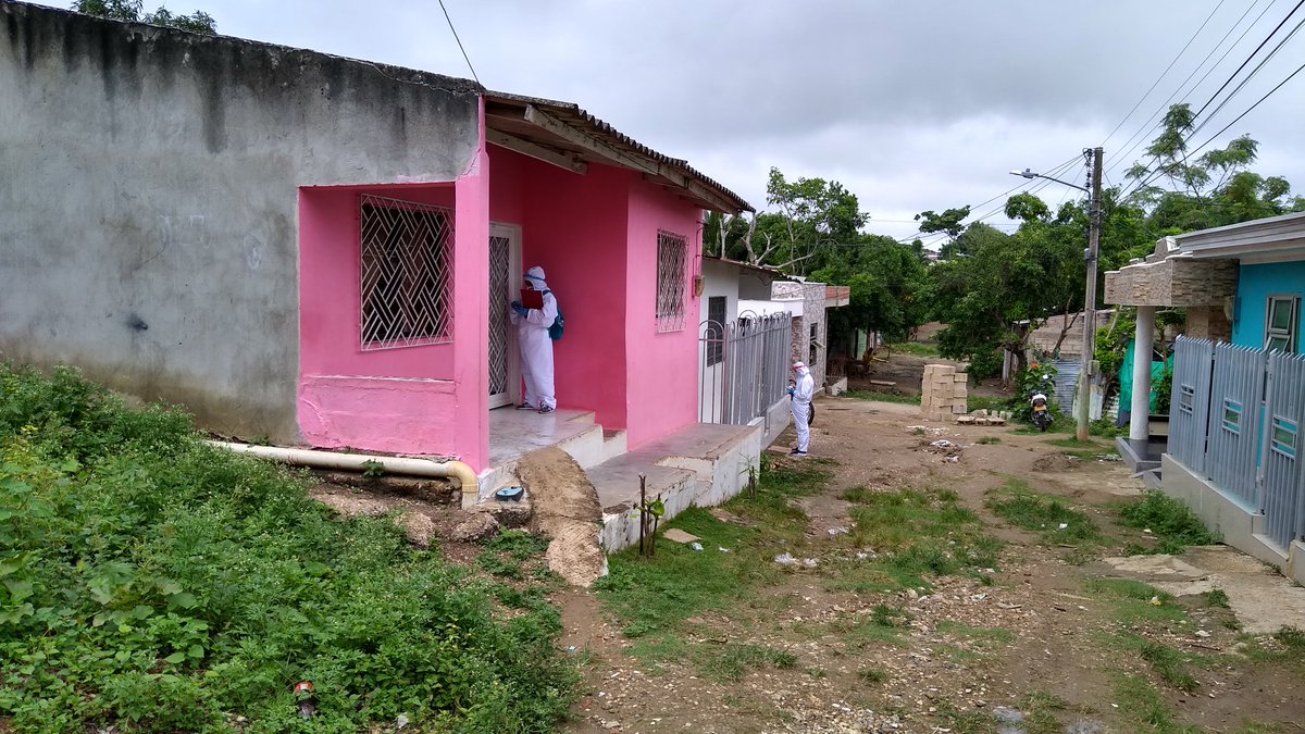 SucreUnidos's tweet photo. #UnidosPorSucre Llegamos al barrio Gran Colombia de Sincelejo. Con nuestros equipos de trabajo estamos haciendo pedagogía y muestras a los usuarios que lo requieran. Seguimos comprometidos con la salud de los sucreños. 
@MinSaludCol 
@Supersalud 
@GobSucre 
@alcaldiasljo https://t.co/nQTvaGB9M0