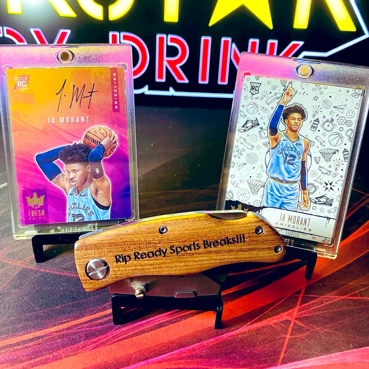 RipReadySports's tweet photo. A Level 3 RC AND a Fresh Paint RC Auto #โd to 125 ... IN THE SAME BOX! ๐ฅ๐ฅ๐ฅ Our last box break of 2019-20 @PaniniAmerica Court Kings was some kinda special ๐ #JaMorant #Panini #WhoDoYouCollect #RipReady ๐๐๐ https://t.co/B2aApVmqia