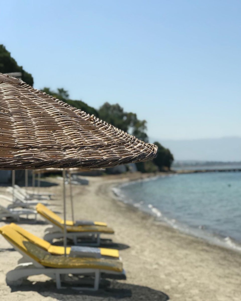 Sosyal mesafe kurallarına uyulunca #tatil yine eskisi kadar güzelleşiyor 🥰 bir de #MelisHotel #Kuşadası’ndaysanız ❤️