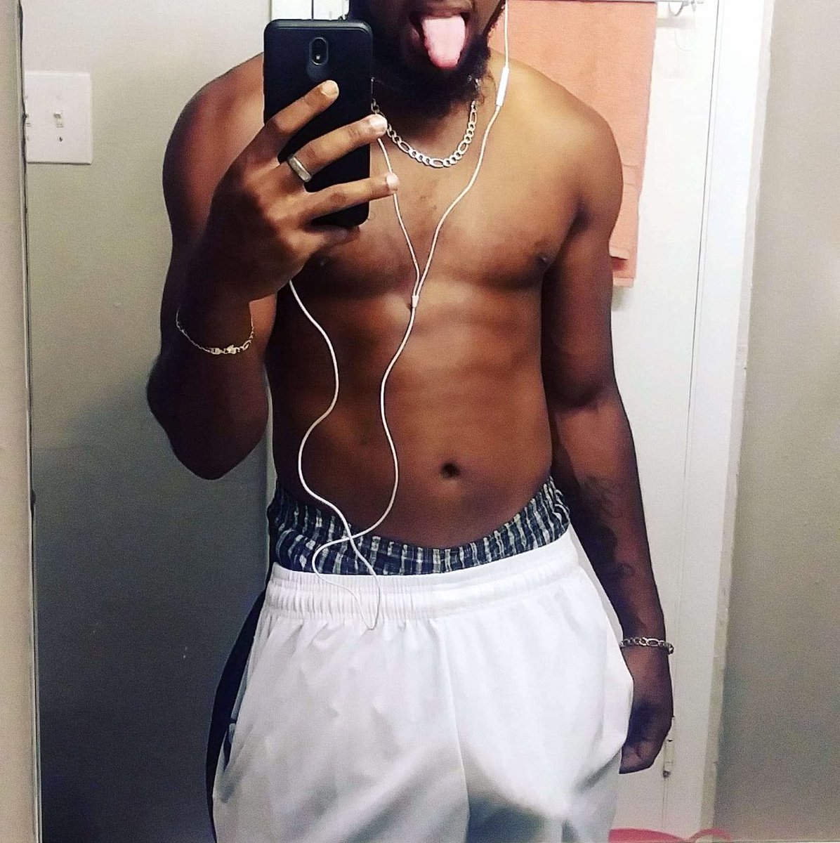 daddy_curve's tweet photo. Ready for Daddy Curve #919freaks #919 https://t.co/1oagO2YxN2
