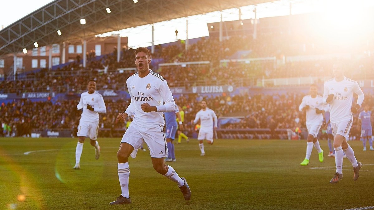 Real Madrid never really looked back after the Mallorca loss, winning games comfortably. The goals finally started adding up, players started gaining confidence and the defense and Courtois racked up clean sheets in a flurry.