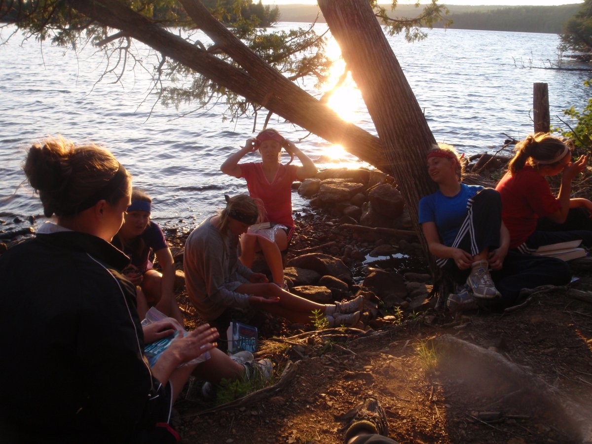 LWLBC's tweet photo. Campfire Sparks July 22 🌅 - https://t.co/W0mWESYfKx https://t.co/LJbD3eKGWo