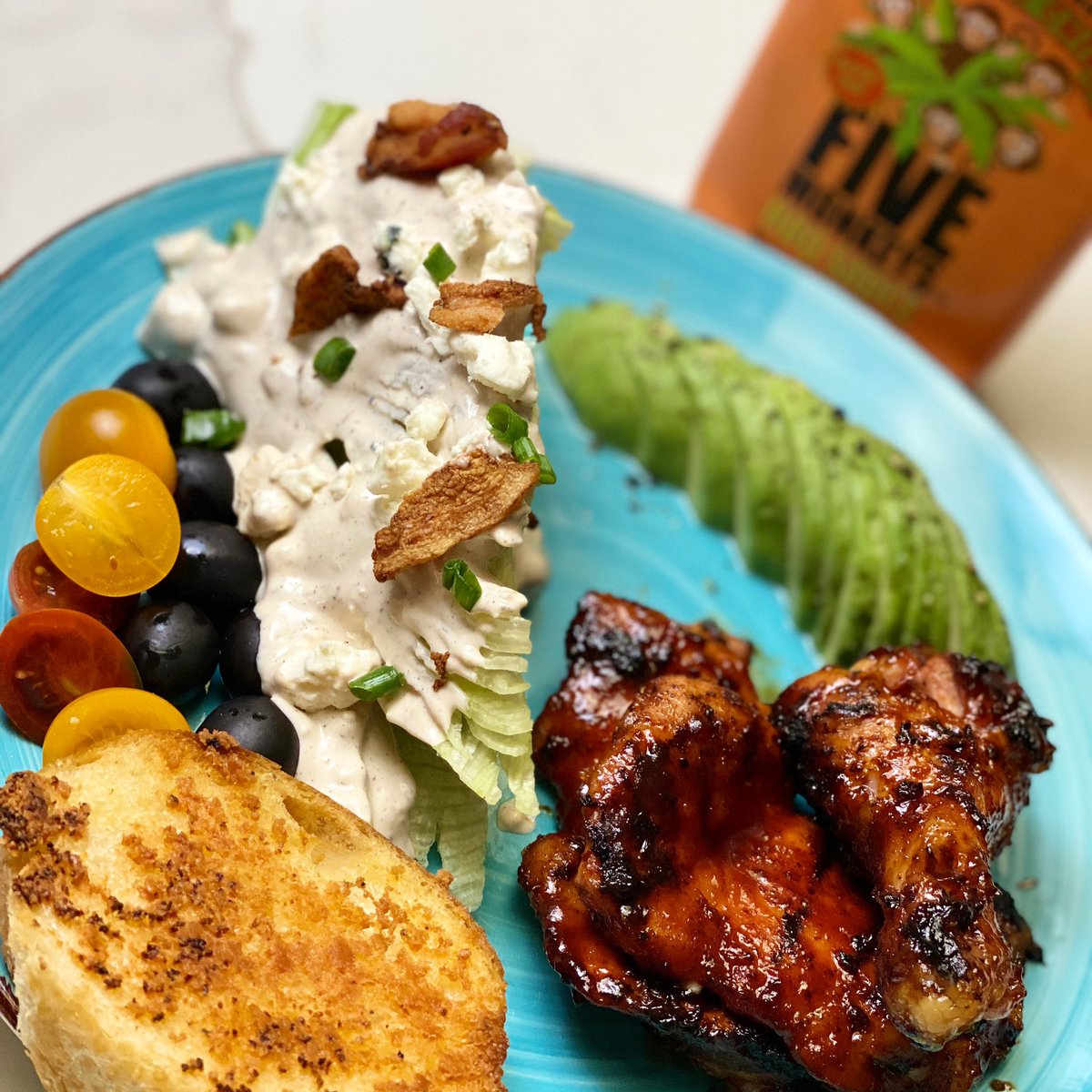 FiveMonkeysBBQ's tweet photo. #fresh 
5M Grilled Chicken: drumstick &amp; chicken thighs, @caribeque honey heat, #5MOC glazed , grilled on the @webergrills master touch grill, blue cheese topped wedge salad, sliced avocado, Parmesan cheese toast https://t.co/gVkI67y50b