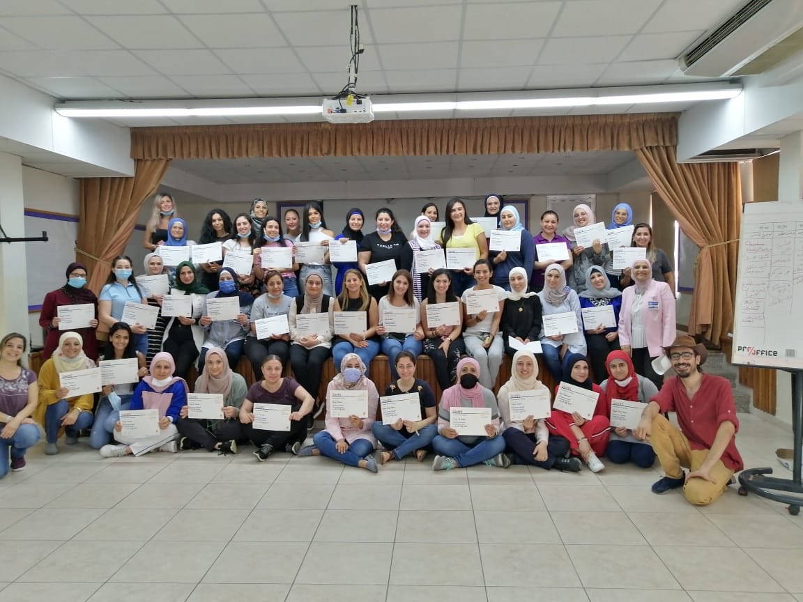 JaafilRola's tweet photo. One of the best workshops I’ve ever attended😍 We definitely learned a lot of amazing stuff and had fun at the same time❤️💪🏼#games #interactive_stories #songs #fun @DawhaHighSchool @seenary0 https://t.co/eoabHjMSBH