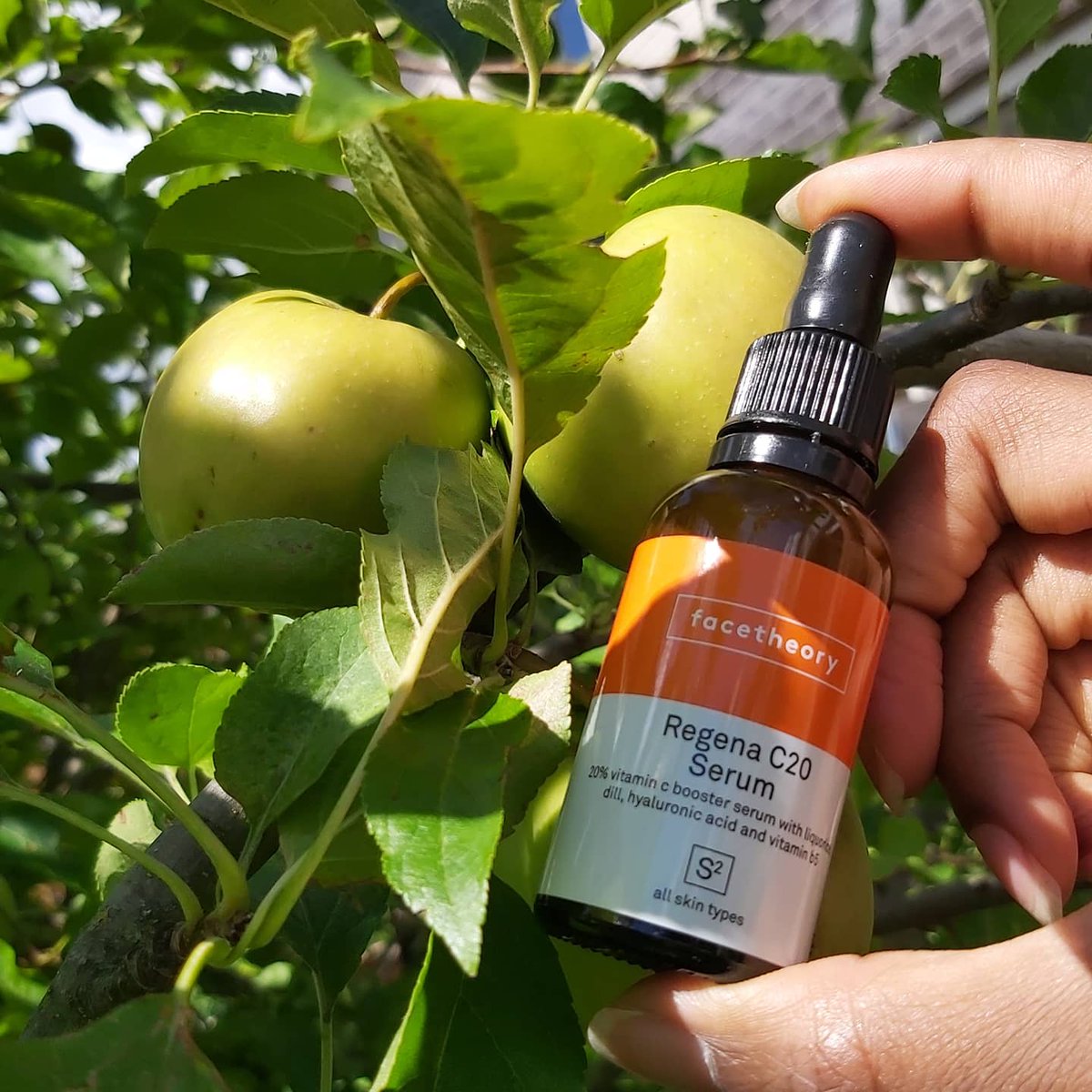 blessingnjoh's tweet photo. 💫 Detailed product review of @Facetheory products 👇🏿 https://t.co/uWh8cz499a  

If you want to give their products a try, visit https://t.co/i2Q0JNm9AK and get discount using code "INF382" at checkout ❤

#Sponsored #BlessingNjohVlogs #FaceTheory #Vegan #CrueltyFree #Skincare https://t.co/vI3mR9ACCK