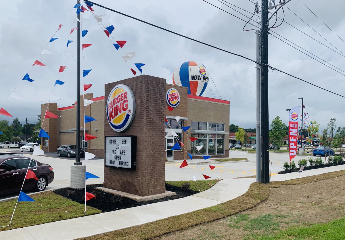 walldog52's tweet photo. What a great day to stop by the new ⁦@gpshospitality⁩ BK in Lafayette LA on Johnston St and meet Shantell and her phenomenal team.  You can grab a Whopper combo or two while your checking out our new look. #GPSproud. https://t.co/uER66hy6KI