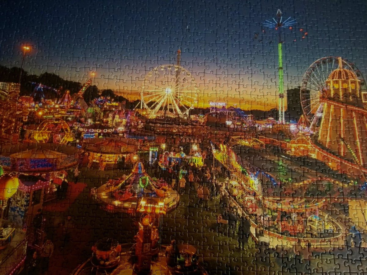TraceyWhitefoot's tweet photo. I think the #GooseFair image makes a pretty good jigsaw 😊 

#Nottingham https://t.co/v36u1iTlIi