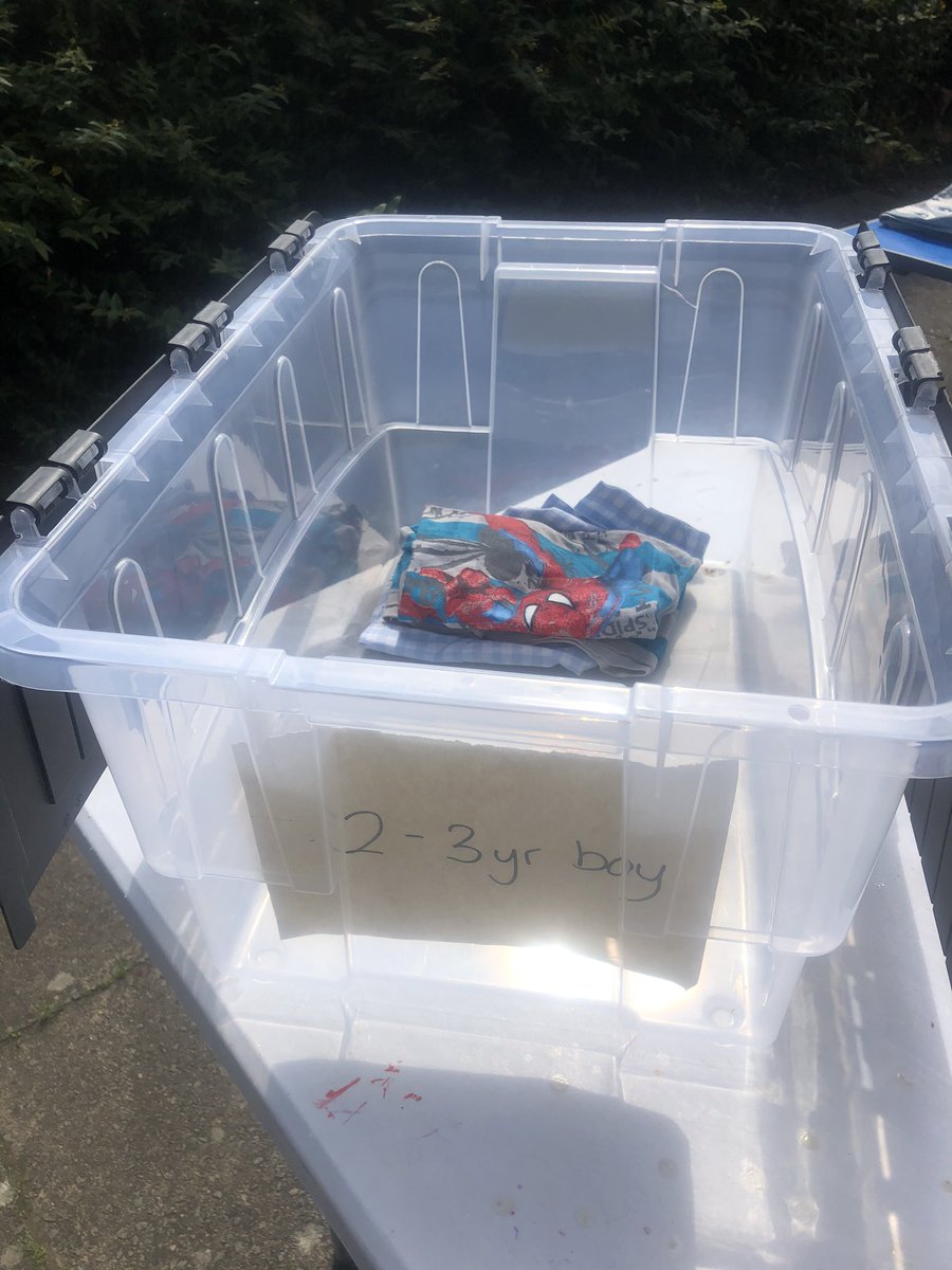 SmallProjectUK's tweet photo. AAAAAAAA! We’ve been cleaned out!!! Anyone have 2-3 & 3-4 year old kids summer clothes lying around that they can donate to The Small Project? They’ve been in high demand and we’ve had some more urgent requests. Thank you in advance for your support!!! #makeasmalldifference https://t.co/6JwI4pNRTX