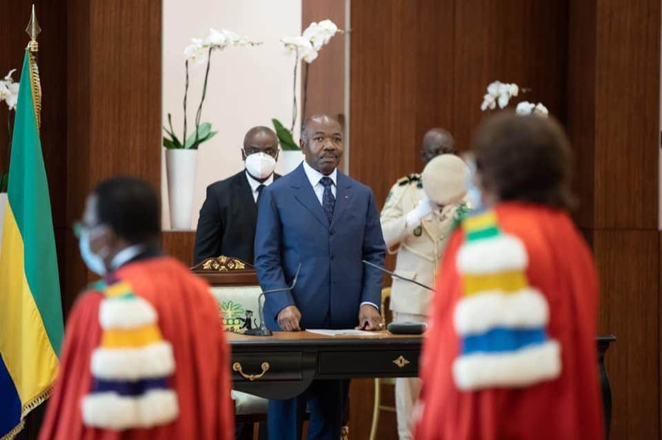 PolitiqueGabon's tweet photo. Courage et réussite Mme le #PremierMinistre...
@PresidentABO 
@GabonPrimature 
#Rose_Christiane_Ossouka_Raponda 
#Gabon #Afrique #Politique #DécennieDeLaFemme https://t.co/0aNQKioqXS