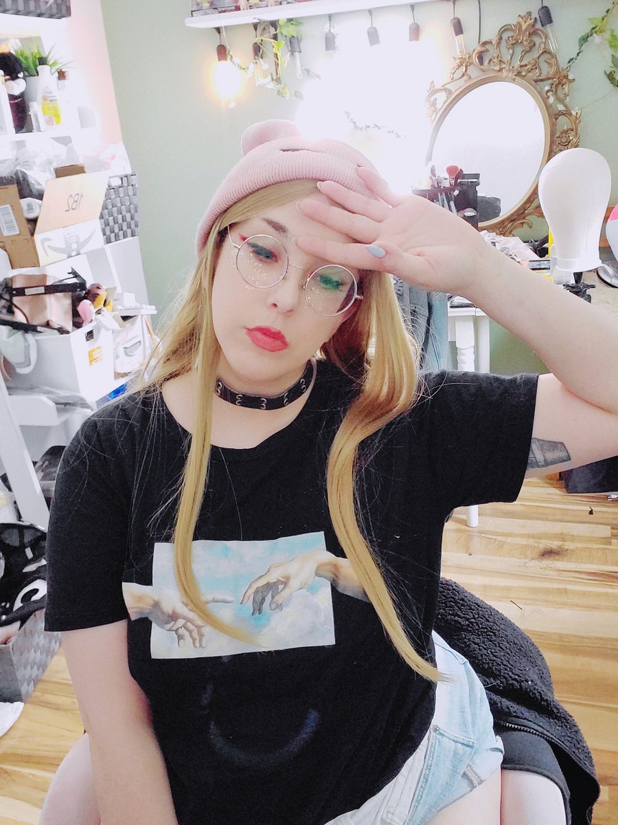 OppaPomme's tweet photo. Todays look

@elfcosmetics @tartecosmetics @PinkyParadise2U #youvimiwigs #OOTD https://t.co/86cgYxj35w