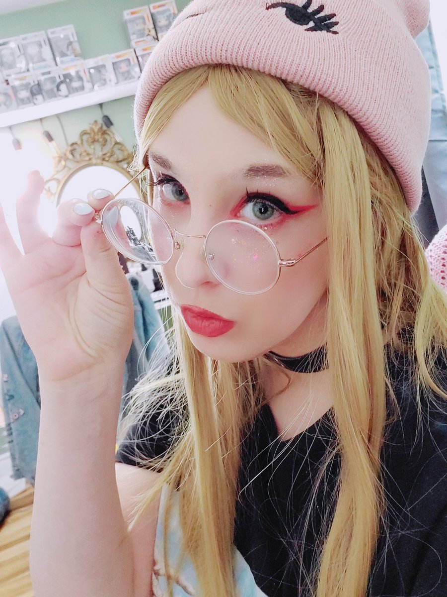 OppaPomme's tweet photo. Todays look

@elfcosmetics @tartecosmetics @PinkyParadise2U #youvimiwigs #OOTD https://t.co/86cgYxj35w