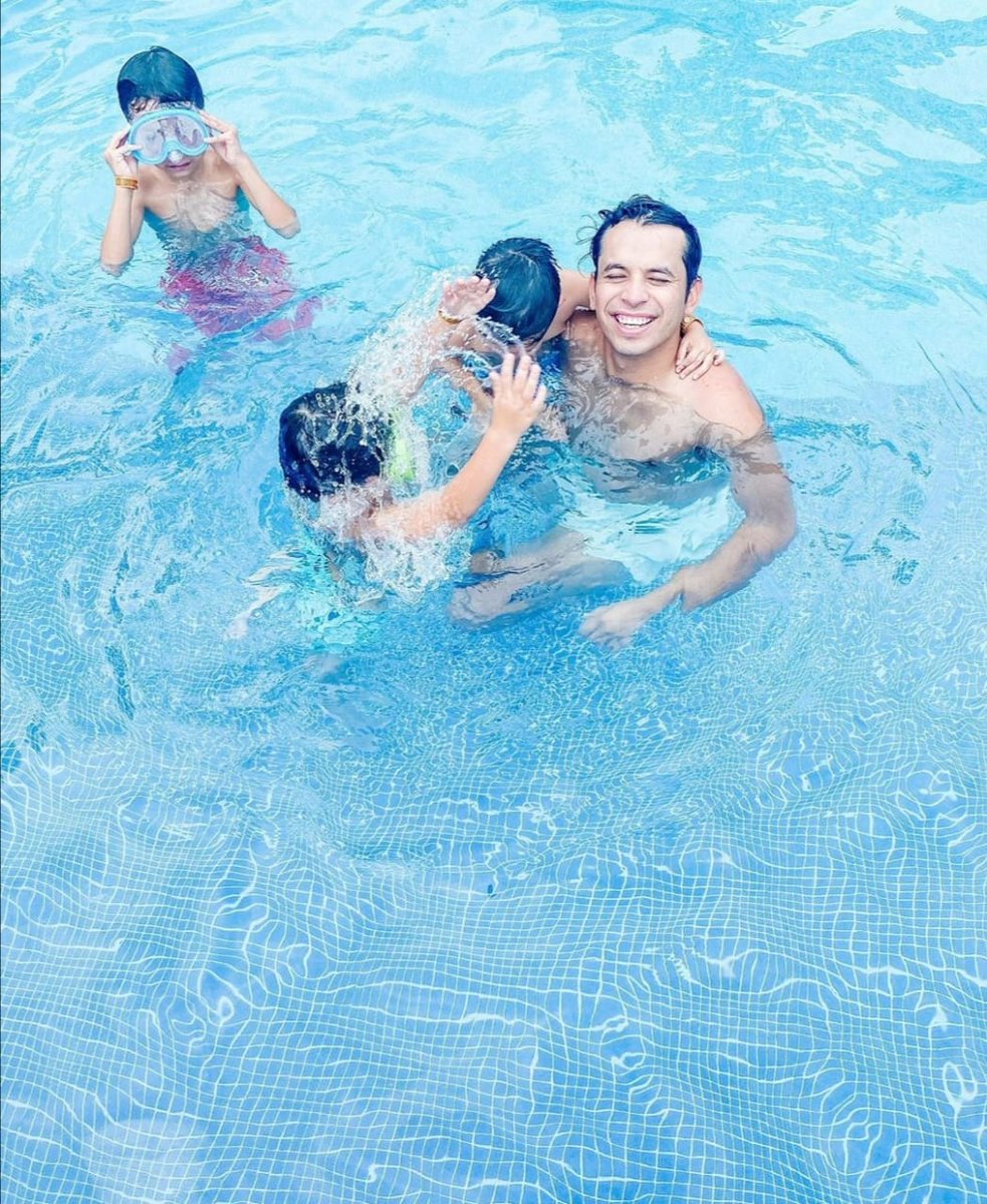 FontanIxtapa_'s tweet photo. Recuerda que ingresando el código de descuento "socialbf" se te otorga un pequeño descuento adicional en tu próxima visita a #FontánIxtapa 🤩⛱️ ¡Ya huele a viernes amigos! 🎉https://t.co/yxK7FKPAve #ixtapadrisimo #playa #love #family #fun #felizmiercoles #summer #kids https://t.co/mIjehNl4ct