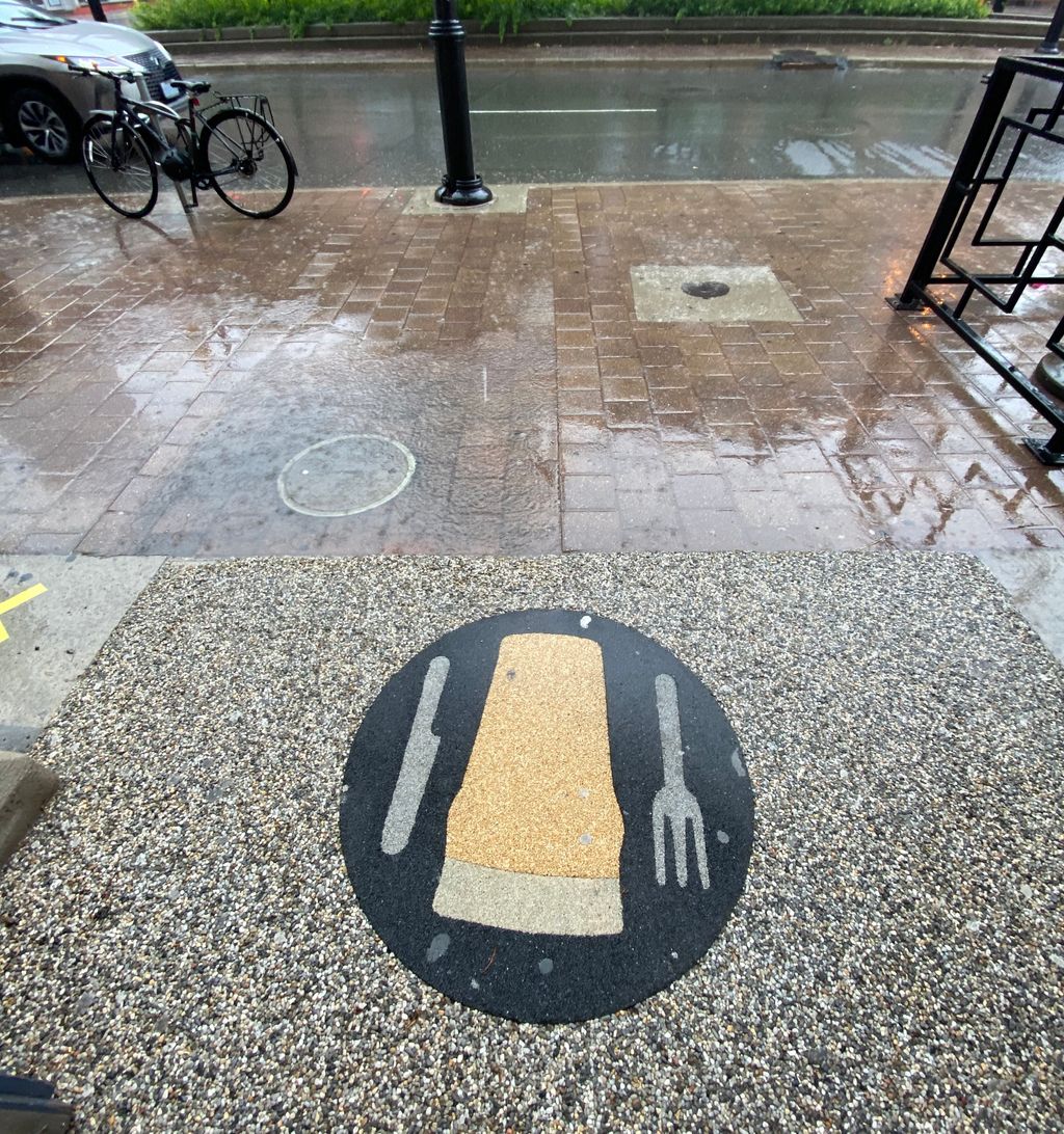 C’est What? tweet media