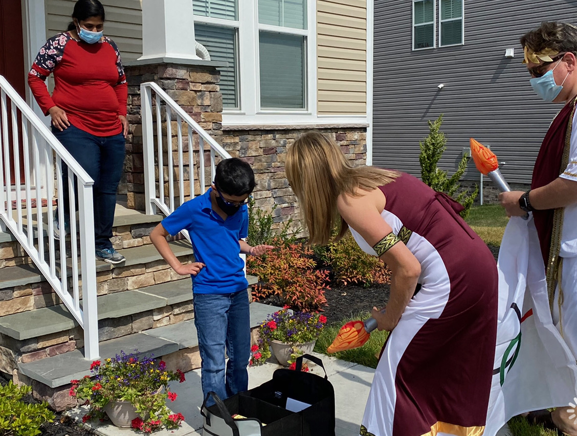 CCPSFACE1's tweet photo. Hey @ccpsinfo! We have some WINNERS in the Going For Gold Summer Learning Challenge! Eloise, Aarush,Will, & Lucas got summer reads & a free pizza from @MarcosPizza Hull St! Are you going for gold? https://t.co/dkrPGE8cGK
@SpringRunSTEAM @prov_elem @wresWildcats @EESMaher https://t.co/bY3dgoGGlm