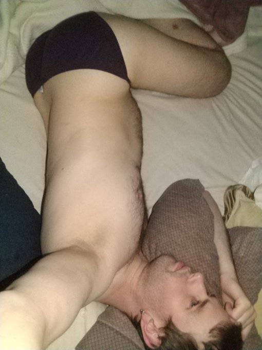 Just laying here trying to sleep. Now I see I have a mysterious bruise. Wtf lol https://t.co/8eATXrW<a href="/tag/newprofilepic"class="tags"><span>#newprofilepic</span></a>