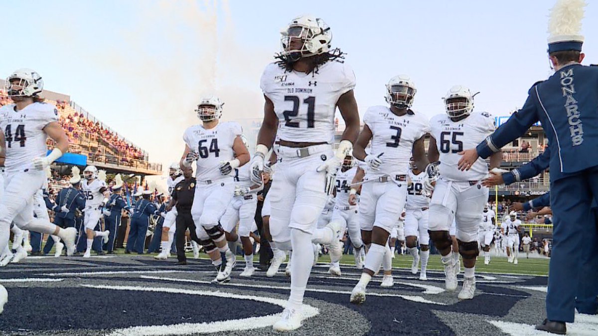 Blessed to say I have received my 3rd division 1 offer from Old Dominion University 🦁 #ReignOn <a href="/FootballJmhs/">JamesMonroeFootball</a> <a href="/RickyRahne/">Ricky Rahne</a>