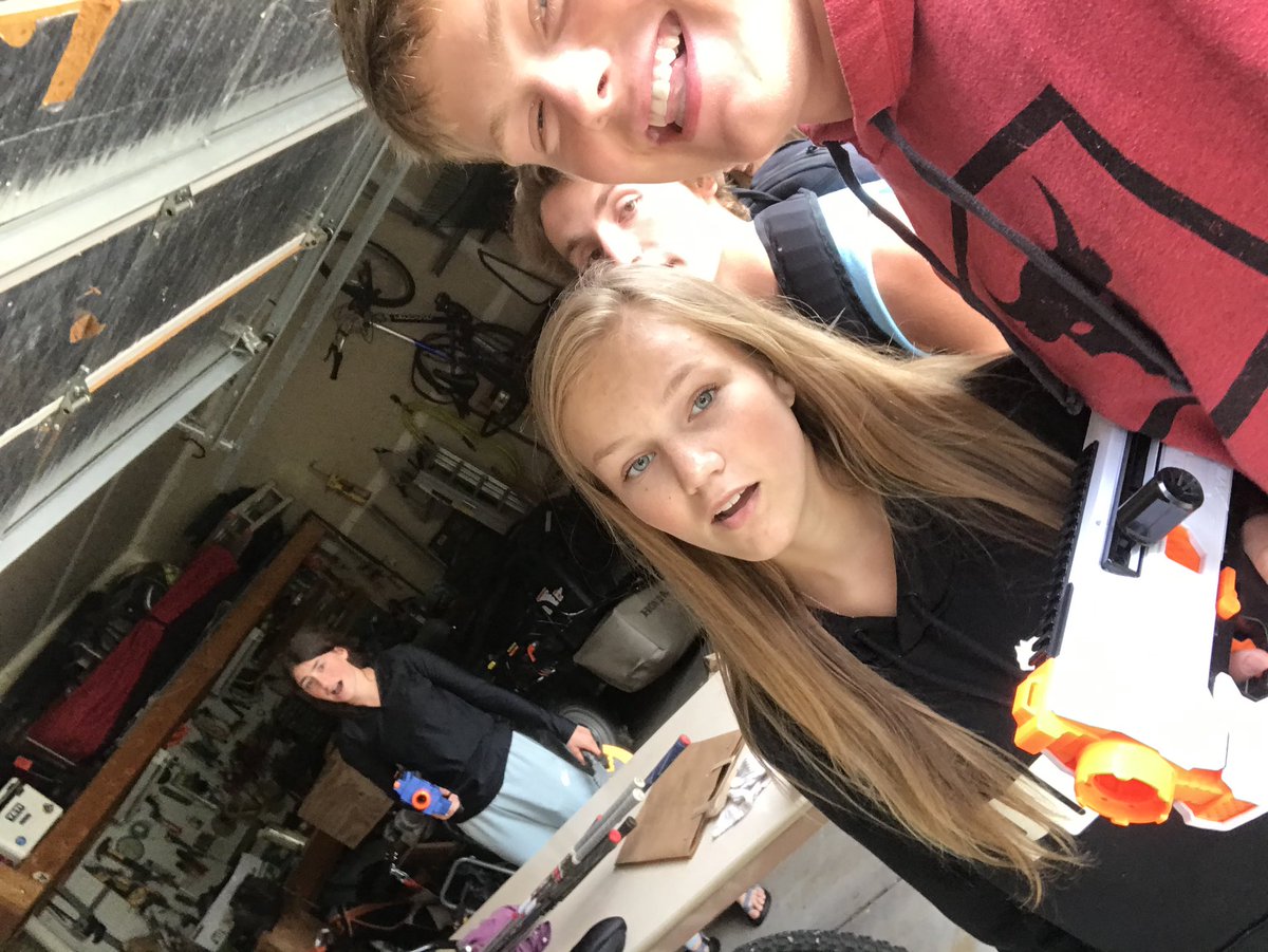 EldoradoNic's tweet photo. Nate Kosek from The Real Cholos kills Madi Olson from the Bubble Guppies @andovernerf2020 https://t.co/54kCXNhJy9