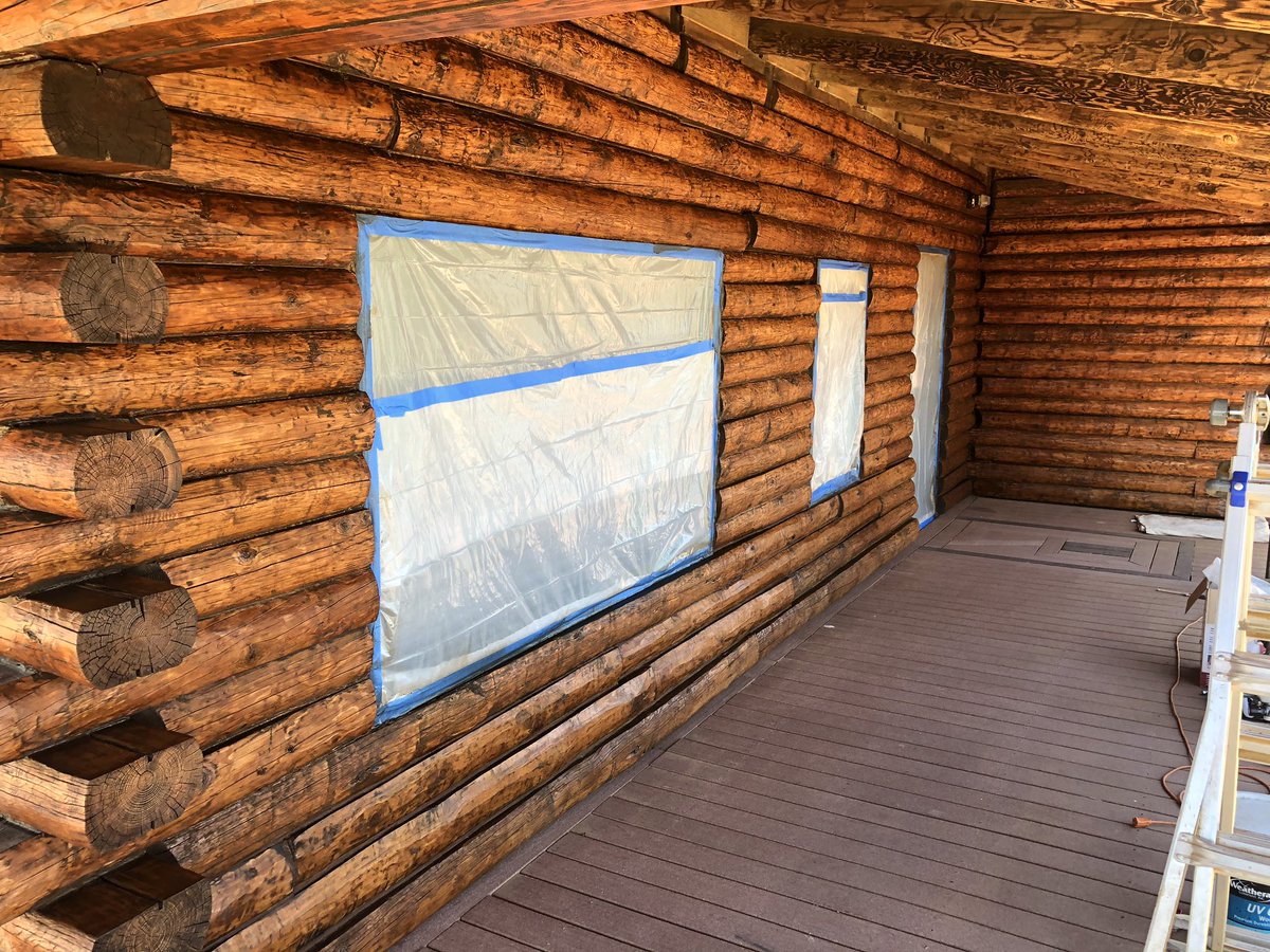 SheriffSpectre's tweet photo. First coat done....time for a 🍺 while it drys. 

#loghome #loghomemaintenance https://t.co/JNZ7MGDfPb