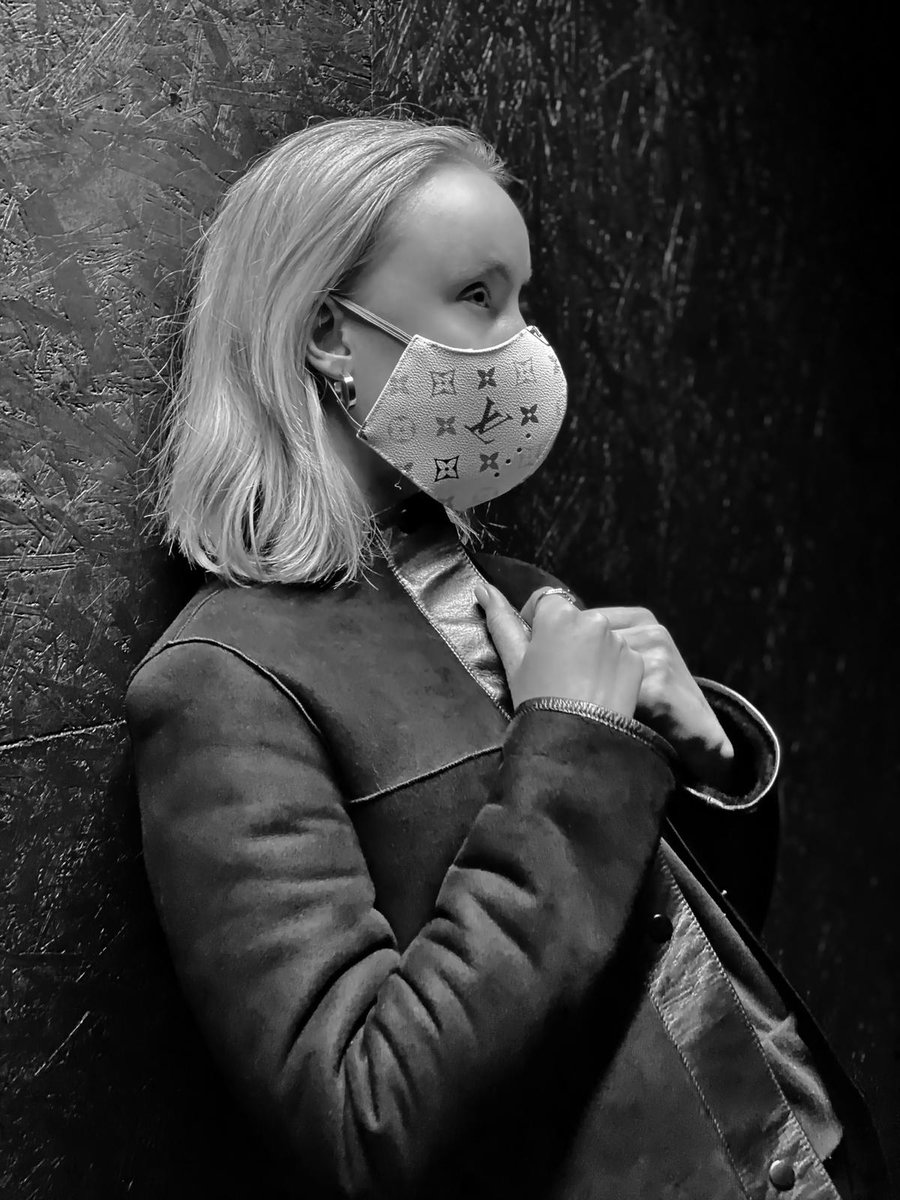 UMoodco's tweet photo. Urban Mood masks are all handmade by the artisans of small European workshops. Very high quality materials are picked by our team and each piece that is completed is truly unique. https://t.co/18IUY3RV7M
#coronavirus #facemask #covid #designermask #covid19 https://t.co/t3dQovORAk