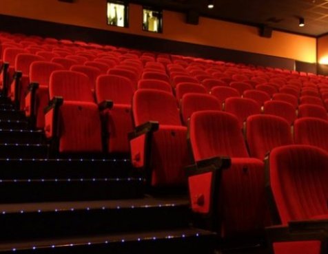 maekarsbabygirl's tweet photo. to com tanta saudade de pegar um cineminha https://t.co/ZPR3fOsY0L