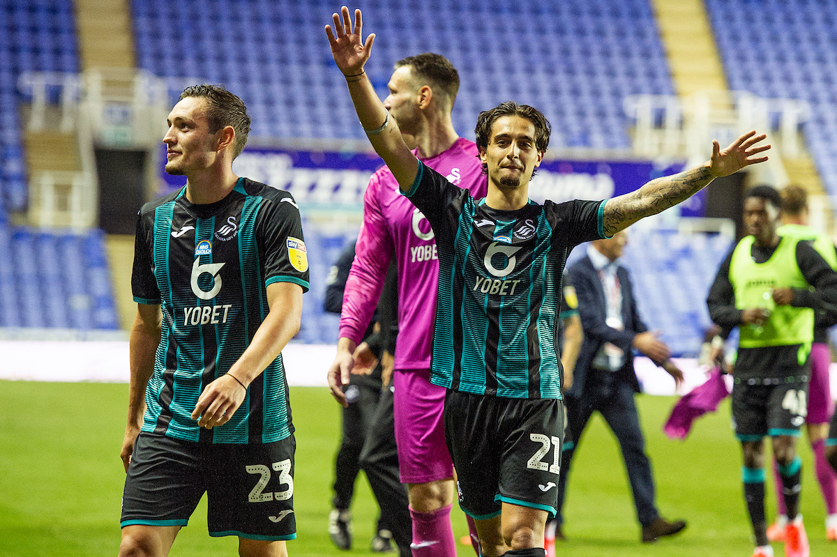 SwansOfficial's tweet photo. 📸 S C E N E S 😍

Gallery 👉 https://t.co/KC1F5HOjej https://t.co/xOWemmEHRa