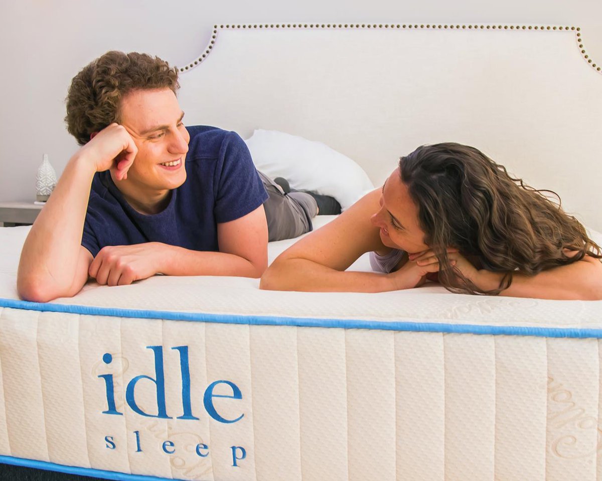 IdleSleep's tweet photo. The best mattress for two. If you are a combination sleeper (side, back and stomach), you should add the Medium firmness to the cart. This will give you the pressure relief, good body conformance and little motion disturbance you’re looking for. 💤
.
#SleepIdle #MadeInUSA https://t.co/HE9zUtzsSS