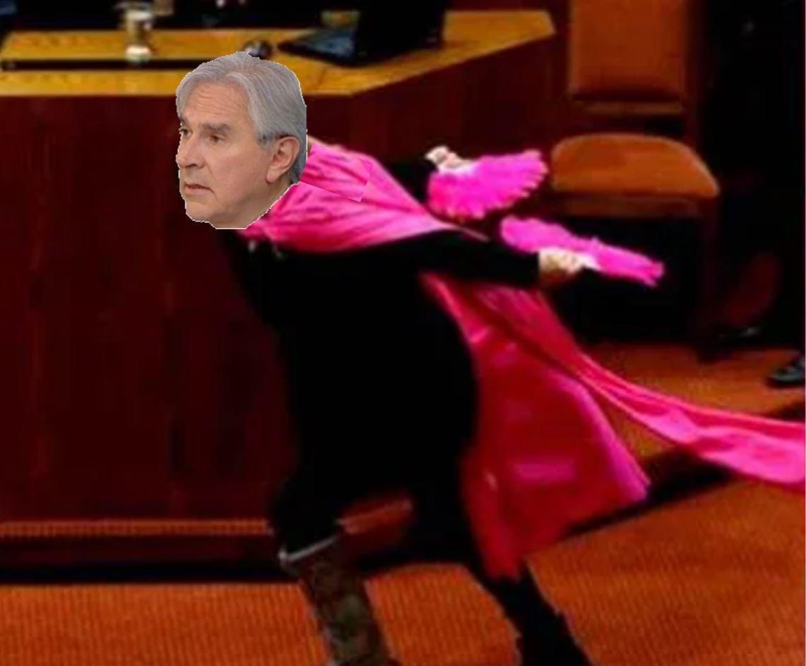 Chelo_Cortes's tweet photo. #SenadoresVotenXElPueblo jajajajaj https://t.co/8pFd33G7S7
