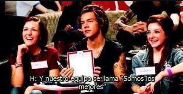 pacifystyless's tweet photo. Cuando rompemos récords en nombre de una Banda que no está activa desde hace 5 años, y nuestro equipo se llama ... #10YearsOfOneDirection https://t.co/oWHI5VLCJZ