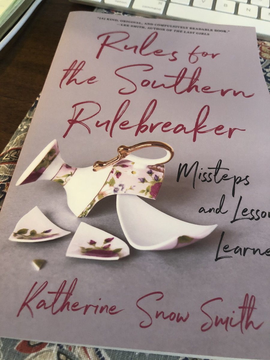 Amy Hollyfield tweet media