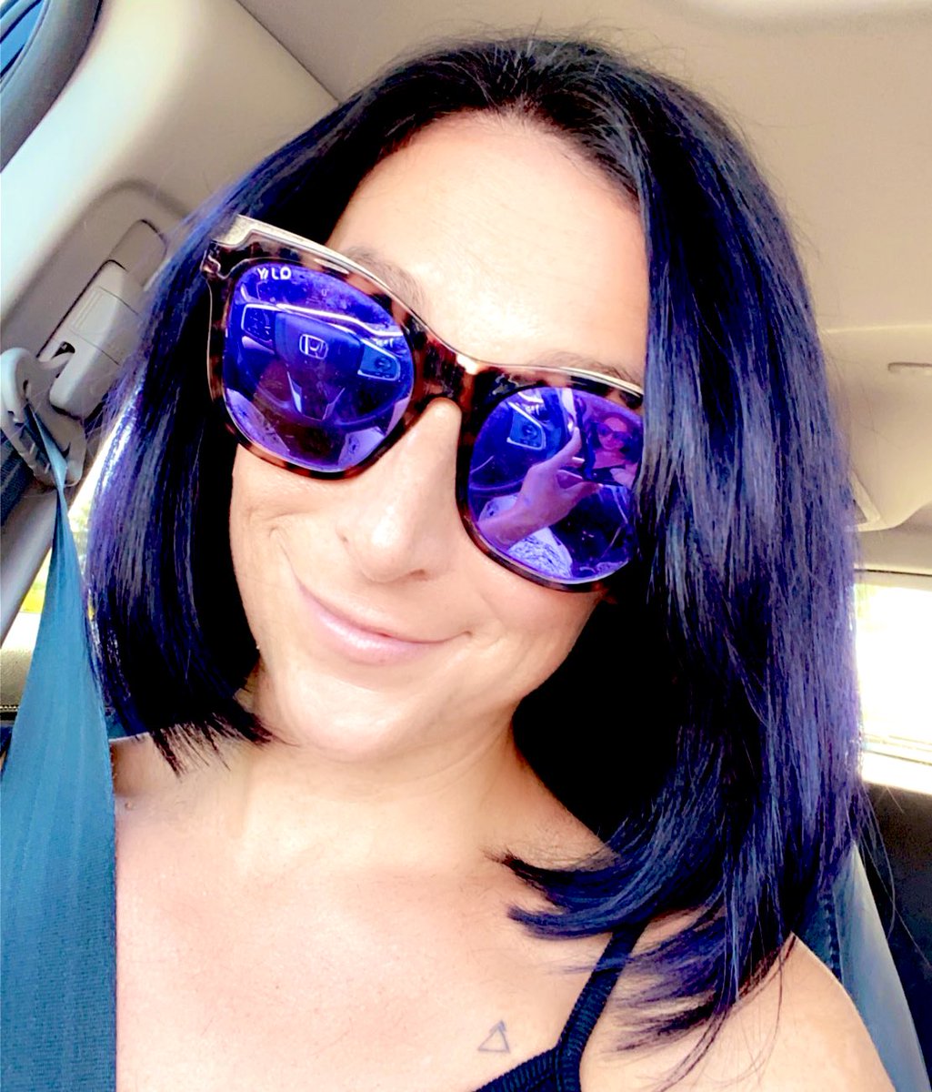 5 Days until the Albany relo: spent 2 days in Scottsdale, got my emergency dental done, hair spiffed, and skin cleared up. Back to T-Town to pack up. #relocation #countdown #notpacked #hatethedentist #purplehairdontcare